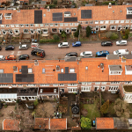 woonwijk met zonnepanelen van SolarDomein